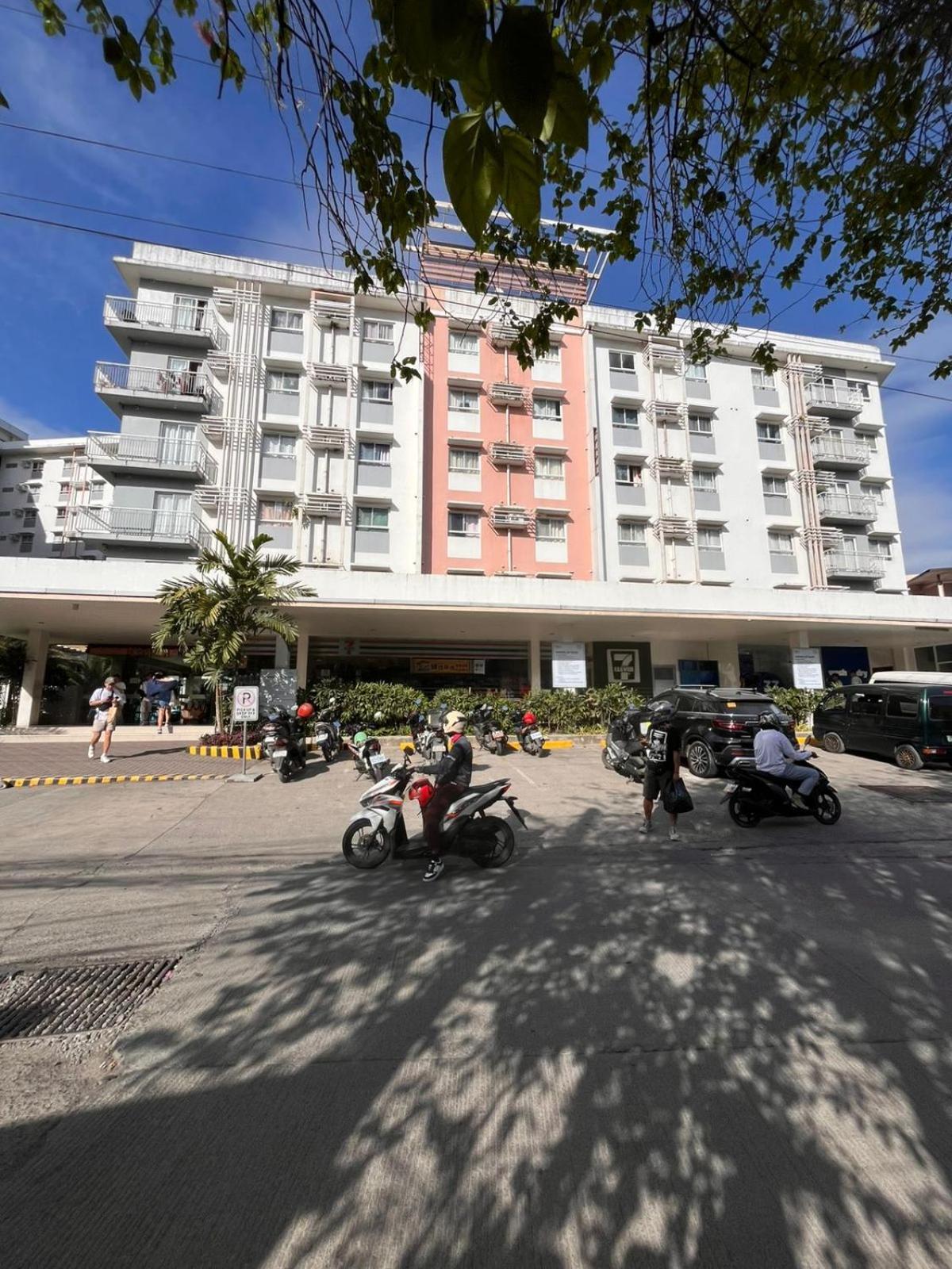 Summum Bonum Bliss - Lahug Aparthotel Cebu ภายนอก รูปภาพ